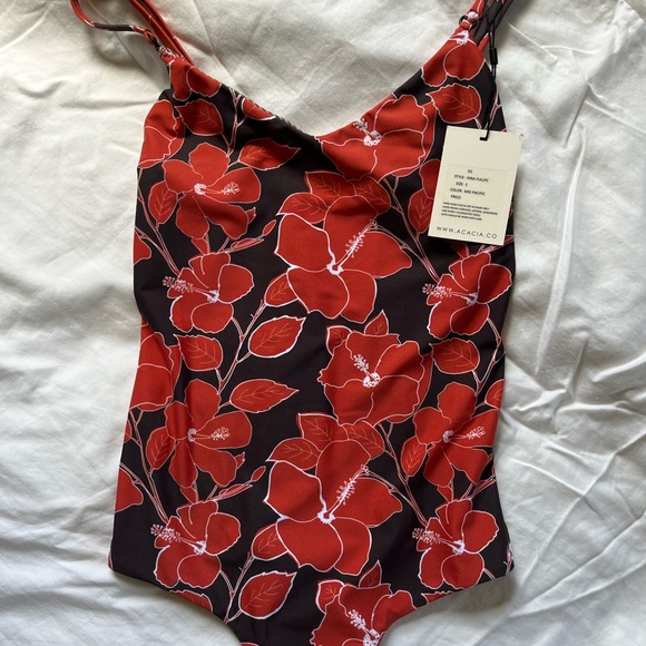 ACACIA SWIM - Picture 1 of 3